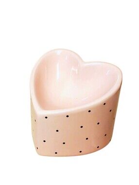 Raised Heart-shaped Bowl